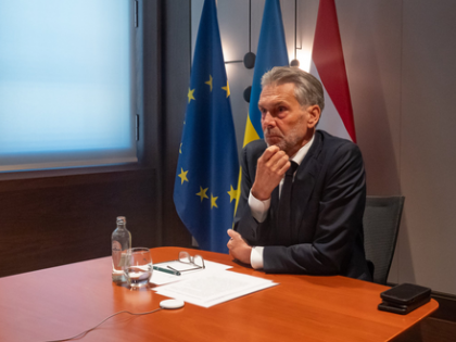 Dutch King meets PM Schoof as crisis deepens after NSC ministers' departure | Dutch King meets PM Schoof as crisis deepens after NSC ministers' departure