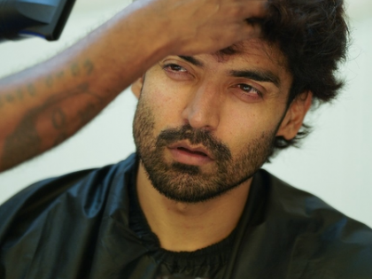 Gurmeet Choudhary's past few days include shoot lights & catching up with old friends | Gurmeet Choudhary's past few days include shoot lights & catching up with old friends