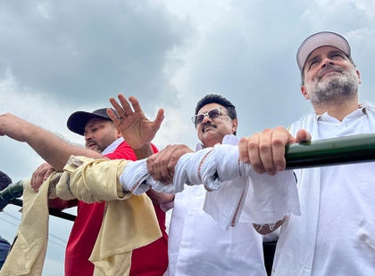 India’s future vs hopeless dynasts: Stalin’s photo-up with Rahul-Tejashwi evokes strong reactions | India’s future vs hopeless dynasts: Stalin’s photo-up with Rahul-Tejashwi evokes strong reactions India’s future vs hopeless dynasts: Stalin’s photo-up with Rahul-Tejashwi evokes strong reactions | India’s future vs hopeless dynasts: Stalin’s photo-up with Rahul-Tejashwi evokes strong reactions