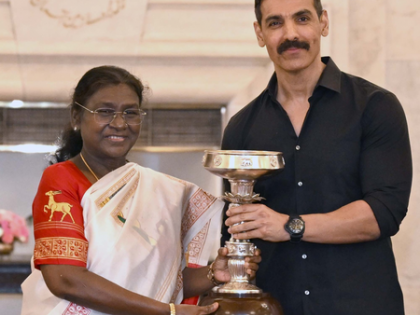 President Murmu felicitates NorthEast United FC, Durand Cup 2025 champions | President Murmu felicitates NorthEast United FC, Durand Cup 2025 champions President Murmu felicitates NorthEast United FC, Durand Cup 2025 champions | President Murmu felicitates NorthEast United FC, Durand Cup 2025 champions