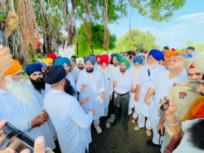 Punjab floods: Farmlands under water, thousands displaced, says Cong leader | Punjab floods: Farmlands under water, thousands displaced, says Cong leader Punjab floods: Farmlands under water, thousands displaced, says Cong leader | Punjab floods: Farmlands under water, thousands displaced, says Cong leader