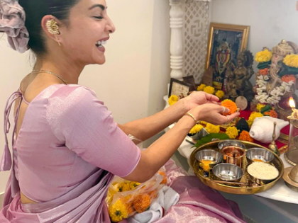 Jacqueline Fernandez welcomes Ganpati Bappa home for the first time | Jacqueline Fernandez welcomes Ganpati Bappa home for the first time Jacqueline Fernandez welcomes Ganpati Bappa home for the first time | Jacqueline Fernandez welcomes Ganpati Bappa home for the first time