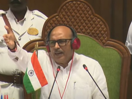 Oppn creates uproar on final day of Jharkhand Monsoon Session over University Bill | Oppn creates uproar on final day of Jharkhand Monsoon Session over University Bill Oppn creates uproar on final day of Jharkhand Monsoon Session over University Bill | Oppn creates uproar on final day of Jharkhand Monsoon Session over University Bill