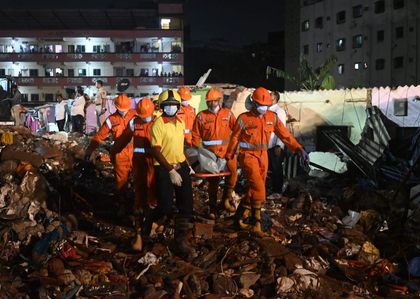 Maha building collapse: Death toll reaches 17; Prez Murmu condoles loss of lives | Maha building collapse: Death toll reaches 17; Prez Murmu condoles loss of lives Maha building collapse: Death toll reaches 17; Prez Murmu condoles loss of lives | Maha building collapse: Death toll reaches 17; Prez Murmu condoles loss of lives