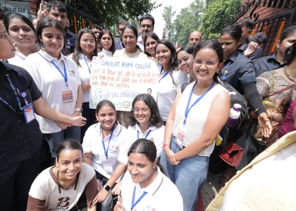 Delhi CM Rekha Gupta visits her alma mater Daulat Ram College in U-Special bus | Delhi CM Rekha Gupta visits her alma mater Daulat Ram College in U-Special bus Delhi CM Rekha Gupta visits her alma mater Daulat Ram College in U-Special bus | Delhi CM Rekha Gupta visits her alma mater Daulat Ram College in U-Special bus