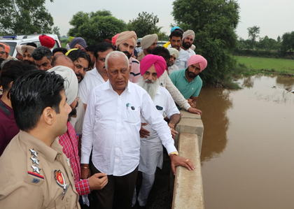 Centre responsible for Punjab’s worst flood in 37 years, says minister | Centre responsible for Punjab’s worst flood in 37 years, says minister Centre responsible for Punjab’s worst flood in 37 years, says minister | Centre responsible for Punjab’s worst flood in 37 years, says minister