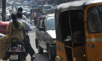 Chennai to install 170 new ANPR cameras to curb wrong-side driving | Chennai to install 170 new ANPR cameras to curb wrong-side driving Chennai to install 170 new ANPR cameras to curb wrong-side driving | Chennai to install 170 new ANPR cameras to curb wrong-side driving