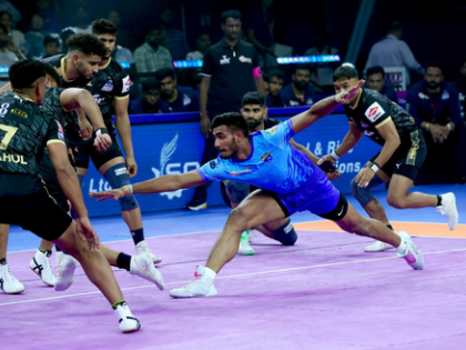 PKL 12: Devank Dalal leads way for Bengal Warriorz with statement win over Haryana Steelers | PKL 12: Devank Dalal leads way for Bengal Warriorz with statement win over Haryana Steelers PKL 12: Devank Dalal leads way for Bengal Warriorz with statement win over Haryana Steelers | PKL 12: Devank Dalal leads way for Bengal Warriorz with statement win over Haryana Steelers