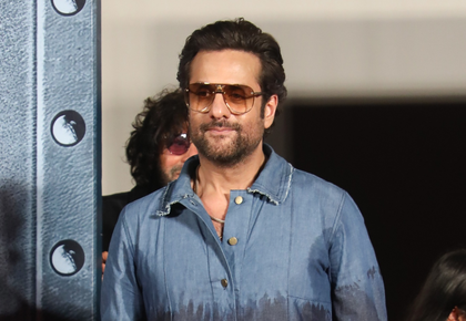 Fardeen Khan passes on an important tradition to his kids in new video | Fardeen Khan passes on an important tradition to his kids in new video Fardeen Khan passes on an important tradition to his kids in new video | Fardeen Khan passes on an important tradition to his kids in new video