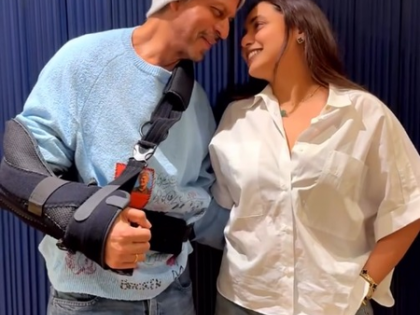 SRK & Rani Mukerji celebrate their National Award by romancing on the 'Ba***ds of Bollywood' track | SRK & Rani Mukerji celebrate their National Award by romancing on the 'Ba***ds of Bollywood' track SRK & Rani Mukerji celebrate their National Award by romancing on the 'Ba***ds of Bollywood' track | SRK & Rani Mukerji celebrate their National Award by romancing on the 'Ba***ds of Bollywood' track