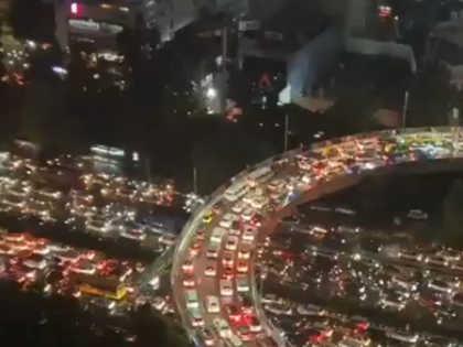 '2 hours of rain, 20 km of jam': Surjewala's jibe at Haryana CM over traffic congestion, drainage in Gurugram | '2 hours of rain, 20 km of jam': Surjewala's jibe at Haryana CM over traffic congestion, drainage in Gurugram '2 hours of rain, 20 km of jam': Surjewala's jibe at Haryana CM over traffic congestion, drainage in Gurugram | '2 hours of rain, 20 km of jam': Surjewala's jibe at Haryana CM over traffic congestion, drainage in Gurugram