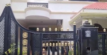 I-T Dept raids medical equipment trader at 30 locations in MP, Mumbai over suspected tax evasion | I-T Dept raids medical equipment trader at 30 locations in MP, Mumbai over suspected tax evasion I-T Dept raids medical equipment trader at 30 locations in MP, Mumbai over suspected tax evasion | I-T Dept raids medical equipment trader at 30 locations in MP, Mumbai over suspected tax evasion