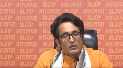 BJP accuses Pawan Khera of holding two voter IDs, calls Rahul Gandhi ‘vote chor’ | BJP accuses Pawan Khera of holding two voter IDs, calls Rahul Gandhi ‘vote chor’ BJP accuses Pawan Khera of holding two voter IDs, calls Rahul Gandhi ‘vote chor’ | BJP accuses Pawan Khera of holding two voter IDs, calls Rahul Gandhi ‘vote chor’