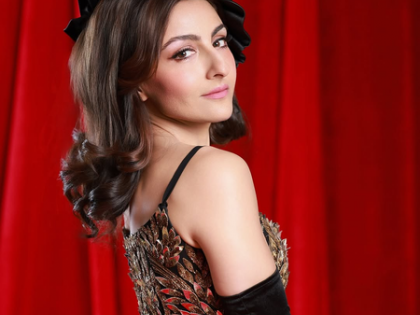 Soha Ali Khan stuns in "Vintage Elegance" in her latest photoshoot | Soha Ali Khan stuns in "Vintage Elegance" in her latest photoshoot Soha Ali Khan stuns in "Vintage Elegance" in her latest photoshoot | Soha Ali Khan stuns in "Vintage Elegance" in her latest photoshoot