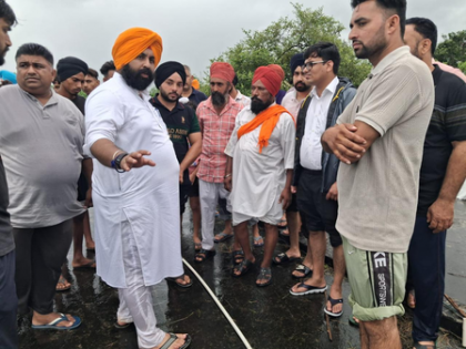 Punjab Cabinet ministers reach out to flood-affected areas | Punjab Cabinet ministers reach out to flood-affected areas Punjab Cabinet ministers reach out to flood-affected areas | Punjab Cabinet ministers reach out to flood-affected areas