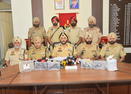 Three held for cross-border arms smuggling in Punjab | Three held for cross-border arms smuggling in Punjab