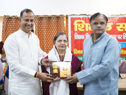 Clearing backlog of disability ID card applications: Delhi Social Welfare Minister | Clearing backlog of disability ID card applications: Delhi Social Welfare Minister Clearing backlog of disability ID card applications: Delhi Social Welfare Minister | Clearing backlog of disability ID card applications: Delhi Social Welfare Minister