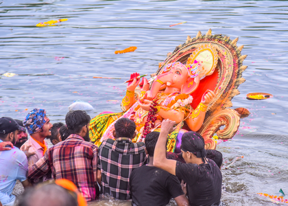 MP: Ganesh Visarjan begins amid tight security; CM reviews statewide preparations | MP: Ganesh Visarjan begins amid tight security; CM reviews statewide preparations