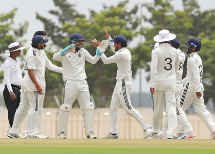 Duleep Trophy: Central Zone enters final after taking first innings lead against West Zone | Duleep Trophy: Central Zone enters final after taking first innings lead against West Zone Duleep Trophy: Central Zone enters final after taking first innings lead against West Zone | Duleep Trophy: Central Zone enters final after taking first innings lead against West Zone