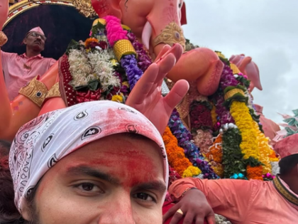 Janhvi Kapoor’s beau Shikhar Pahariya bids adieu to Lalbaugcha Raja | Janhvi Kapoor’s beau Shikhar Pahariya bids adieu to Lalbaugcha Raja Janhvi Kapoor’s beau Shikhar Pahariya bids adieu to Lalbaugcha Raja | Janhvi Kapoor’s beau Shikhar Pahariya bids adieu to Lalbaugcha Raja