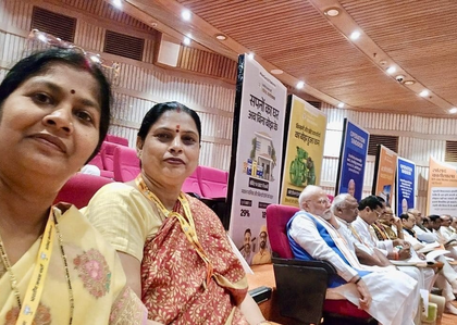 PM Modi sits in last row among BJP MPs during party workshop | PM Modi sits in last row among BJP MPs during party workshop PM Modi sits in last row among BJP MPs during party workshop | PM Modi sits in last row among BJP MPs during party workshop