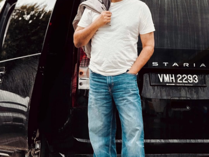 Mammootty turns 74: Mohanlal, Malavika Mohanan, Kalyani Priyadarshan & others wish the superstar | Mammootty turns 74: Mohanlal, Malavika Mohanan, Kalyani Priyadarshan & others wish the superstar Mammootty turns 74: Mohanlal, Malavika Mohanan, Kalyani Priyadarshan & others wish the superstar | Mammootty turns 74: Mohanlal, Malavika Mohanan, Kalyani Priyadarshan & others wish the superstar