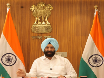 Sirsa reviews free ration distribution among Delhi rain, flood-hit victims | Sirsa reviews free ration distribution among Delhi rain, flood-hit victims Sirsa reviews free ration distribution among Delhi rain, flood-hit victims | Sirsa reviews free ration distribution among Delhi rain, flood-hit victims