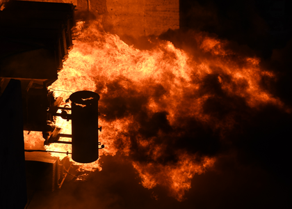 Lightning triggers fire at petroleum plant in Vizag | Lightning triggers fire at petroleum plant in Vizag Lightning triggers fire at petroleum plant in Vizag | Lightning triggers fire at petroleum plant in Vizag