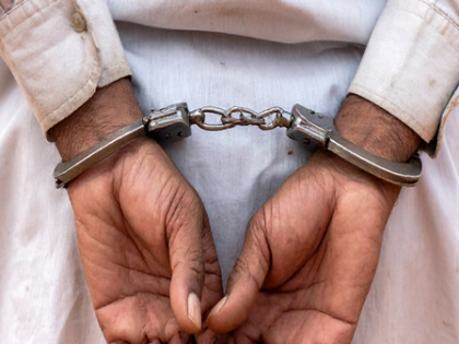Assam: Two cyber fraudsters arrested for duping people by offering fake loans | Assam: Two cyber fraudsters arrested for duping people by offering fake loans Assam: Two cyber fraudsters arrested for duping people by offering fake loans | Assam: Two cyber fraudsters arrested for duping people by offering fake loans
