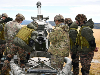 Yudh Abhyas 2025: Indian, US soldiers conduct live drills in Alaska to boost defence ties | Yudh Abhyas 2025: Indian, US soldiers conduct live drills in Alaska to boost defence ties Yudh Abhyas 2025: Indian, US soldiers conduct live drills in Alaska to boost defence ties | Yudh Abhyas 2025: Indian, US soldiers conduct live drills in Alaska to boost defence ties