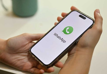 WhatsApp faces outage in India, users unable to send messages and post status updates | WhatsApp faces outage in India, users unable to send messages and post status updates WhatsApp faces outage in India, users unable to send messages and post status updates | WhatsApp faces outage in India, users unable to send messages and post status updates