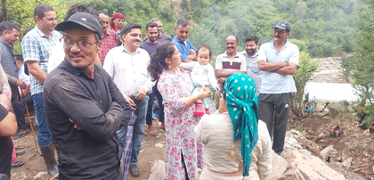 PM Modi to meet 11-month-old Neetika, the face of Himachal natural disaster | PM Modi to meet 11-month-old Neetika, the face of Himachal natural disaster PM Modi to meet 11-month-old Neetika, the face of Himachal natural disaster | PM Modi to meet 11-month-old Neetika, the face of Himachal natural disaster
