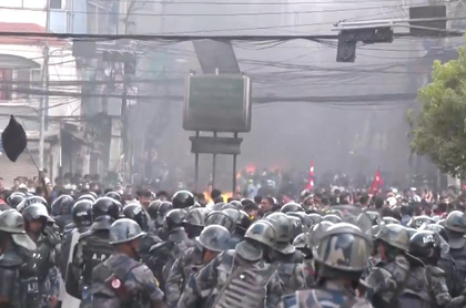 Nepal PM Oli calls all-party meet as protests intensify | Nepal PM Oli calls all-party meet as protests intensify