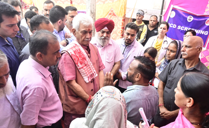 J&K L-G visits mega health camp for flood-affected families in Jammu | J&K L-G visits mega health camp for flood-affected families in Jammu J&K L-G visits mega health camp for flood-affected families in Jammu | J&K L-G visits mega health camp for flood-affected families in Jammu