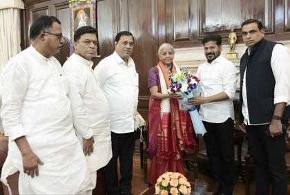Telangana CM meets Sitharaman, seeks restructuring of loans | Telangana CM meets Sitharaman, seeks restructuring of loans Telangana CM meets Sitharaman, seeks restructuring of loans | Telangana CM meets Sitharaman, seeks restructuring of loans