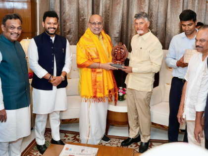 Chandrababu Naidu, Venkaiah Naidu congratulate Radhakrishnan | Chandrababu Naidu, Venkaiah Naidu congratulate Radhakrishnan Chandrababu Naidu, Venkaiah Naidu congratulate Radhakrishnan | Chandrababu Naidu, Venkaiah Naidu congratulate Radhakrishnan