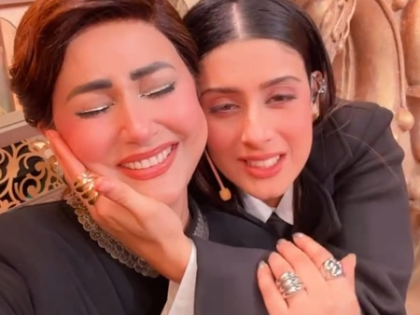 Hina Khan gets emotional as Isha Malviya sings title track of “Yeh Rishta Kya Kehlata Hai” | Hina Khan gets emotional as Isha Malviya sings title track of “Yeh Rishta Kya Kehlata Hai” Hina Khan gets emotional as Isha Malviya sings title track of “Yeh Rishta Kya Kehlata Hai” | Hina Khan gets emotional as Isha Malviya sings title track of “Yeh Rishta Kya Kehlata Hai”