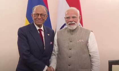 PM Modi holds bilateral talks with Mauritius PM Ramgoolam in Varanasi | PM Modi holds bilateral talks with Mauritius PM Ramgoolam in Varanasi PM Modi holds bilateral talks with Mauritius PM Ramgoolam in Varanasi | PM Modi holds bilateral talks with Mauritius PM Ramgoolam in Varanasi