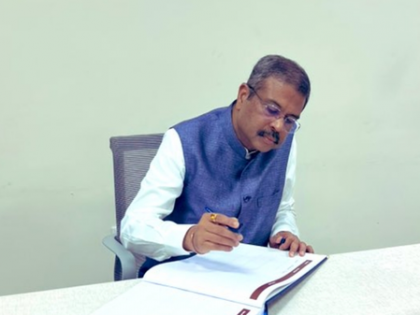 IIM-Ahmedabad's Dubai campus a leap towards globalisation of India's education: Minister | IIM-Ahmedabad's Dubai campus a leap towards globalisation of India's education: Minister IIM-Ahmedabad's Dubai campus a leap towards globalisation of India's education: Minister | IIM-Ahmedabad's Dubai campus a leap towards globalisation of India's education: Minister