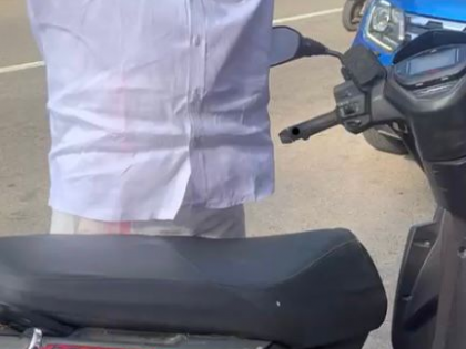 Kerala Minister Saji Cherian stops scooter at roadside eatery for tea & idlis | Kerala Minister Saji Cherian stops scooter at roadside eatery for tea & idlis Kerala Minister Saji Cherian stops scooter at roadside eatery for tea & idlis | Kerala Minister Saji Cherian stops scooter at roadside eatery for tea & idlis