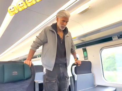 Milind Soman does push-ups on train, wife Ankita Konwar shares video | Milind Soman does push-ups on train, wife Ankita Konwar shares video