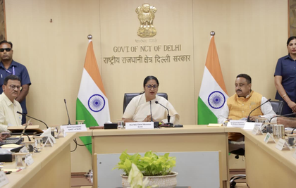 Delhi CM reviews development projects in Chandni Chowk LS constituency | Delhi CM reviews development projects in Chandni Chowk LS constituency