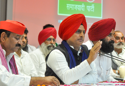 If vote theft continues, people may hit the streets like in neighbouring countries: Akhilesh Yadav | If vote theft continues, people may hit the streets like in neighbouring countries: Akhilesh Yadav If vote theft continues, people may hit the streets like in neighbouring countries: Akhilesh Yadav | If vote theft continues, people may hit the streets like in neighbouring countries: Akhilesh Yadav