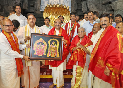 Lok Sabha Speaker offers prayers at Tirumala temple | Lok Sabha Speaker offers prayers at Tirumala temple Lok Sabha Speaker offers prayers at Tirumala temple | Lok Sabha Speaker offers prayers at Tirumala temple