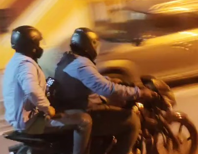 Chain snatchers attack two women in Bengaluru with sword, loot gold jewellery | Chain snatchers attack two women in Bengaluru with sword, loot gold jewellery Chain snatchers attack two women in Bengaluru with sword, loot gold jewellery | Chain snatchers attack two women in Bengaluru with sword, loot gold jewellery