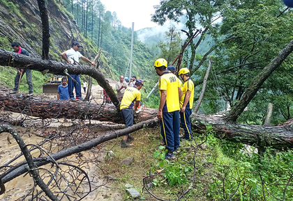 Cloudburst in Dehradun's Karligaad, rescue Ops underway | Cloudburst in Dehradun's Karligaad, rescue Ops underway