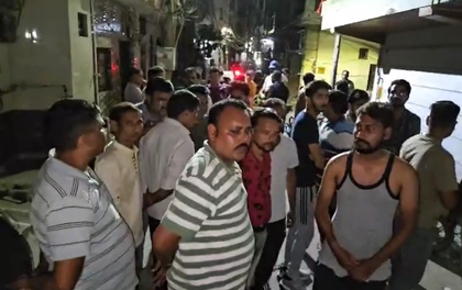 Drunk men unleash dog on protesting neighbours, attack with rods in Delhi's Subhash Park | Drunk men unleash dog on protesting neighbours, attack with rods in Delhi's Subhash Park
