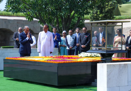 Mauritius PM Ramgoolam pays tribute to Mahatma Gandhi, former PM Vajpayee | Mauritius PM Ramgoolam pays tribute to Mahatma Gandhi, former PM Vajpayee Mauritius PM Ramgoolam pays tribute to Mahatma Gandhi, former PM Vajpayee | Mauritius PM Ramgoolam pays tribute to Mahatma Gandhi, former PM Vajpayee