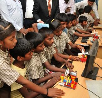 5,000 advanced Robotics Kits to boost learning in Kerala schools | 5,000 advanced Robotics Kits to boost learning in Kerala schools 5,000 advanced Robotics Kits to boost learning in Kerala schools | 5,000 advanced Robotics Kits to boost learning in Kerala schools
