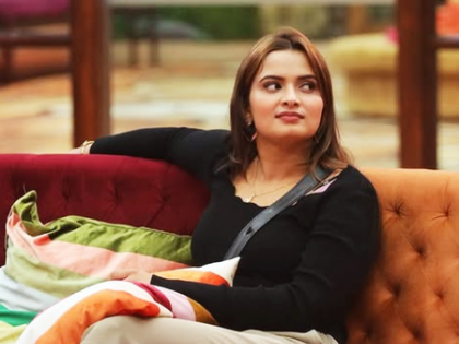 BB 19: Neelam Giri, Kunickaa Sadanand question Tanya Mittal's growing bond with Zeishan Quadri | BB 19: Neelam Giri, Kunickaa Sadanand question Tanya Mittal's growing bond with Zeishan Quadri BB 19: Neelam Giri, Kunickaa Sadanand question Tanya Mittal's growing bond with Zeishan Quadri | BB 19: Neelam Giri, Kunickaa Sadanand question Tanya Mittal's growing bond with Zeishan Quadri